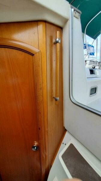 2000 Beneteau 361
