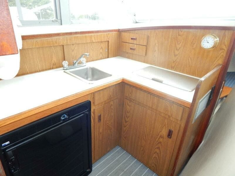 1981 Bertram Sport Fisherman