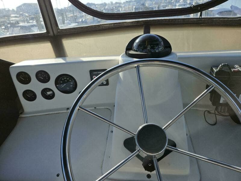 1989 Nauset 35 Flybridge Downeast Cruiser