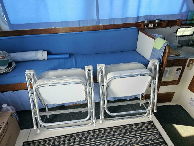 1989 Nauset 35 Flybridge Downeast Cruiser