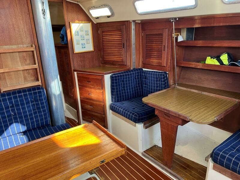 1986 Catalina Catalina 36 Tall Ri