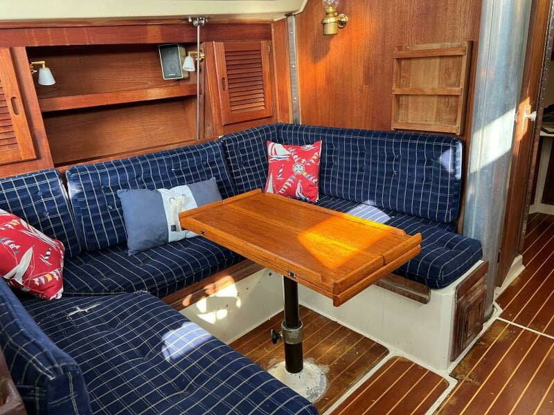 1986 Catalina Catalina 36 Tall Ri