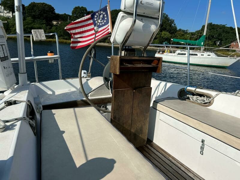 1986 Catalina Catalina 36 Tall Ri
