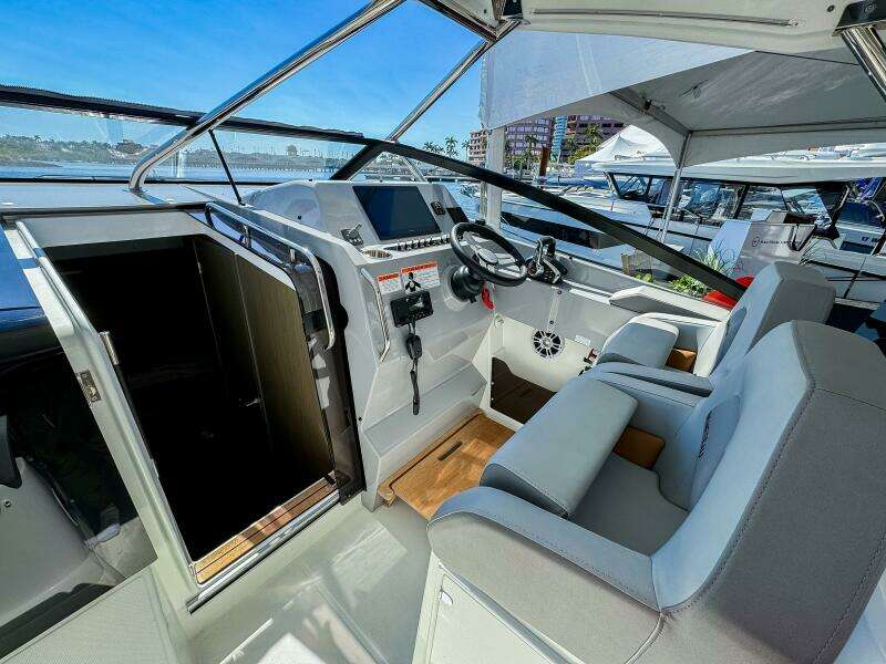 2024 Beneteau Flyer 10