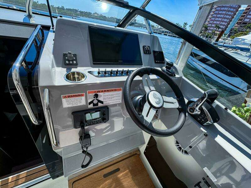 2024 Beneteau Flyer 10