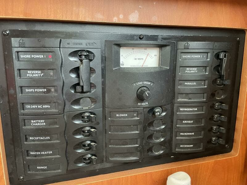 2003 Bayliner 3055 Ciera Sunbridge