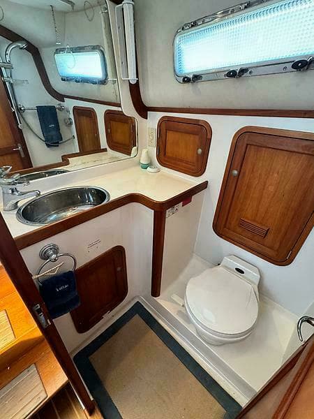 1999 Legacy 34 Express