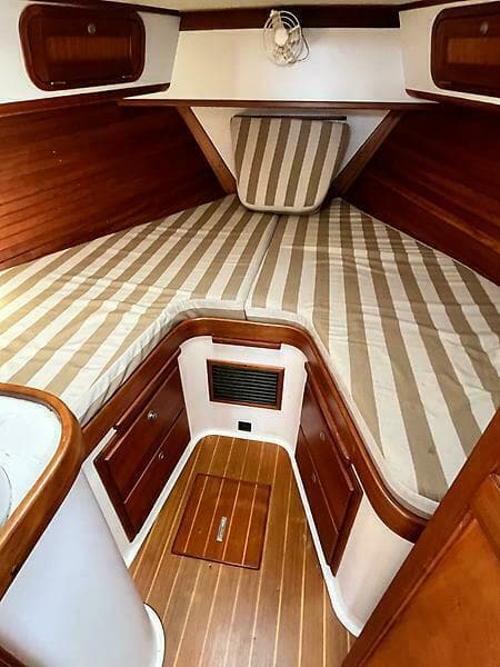 1999 Legacy 34 Express