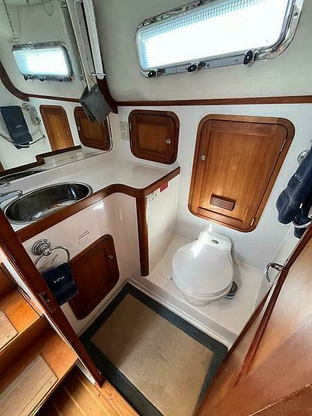 1999 Legacy 34 Express