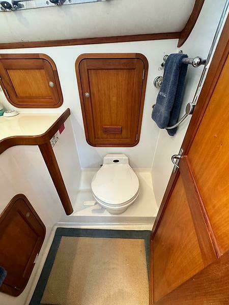 1999 Legacy 34 Express