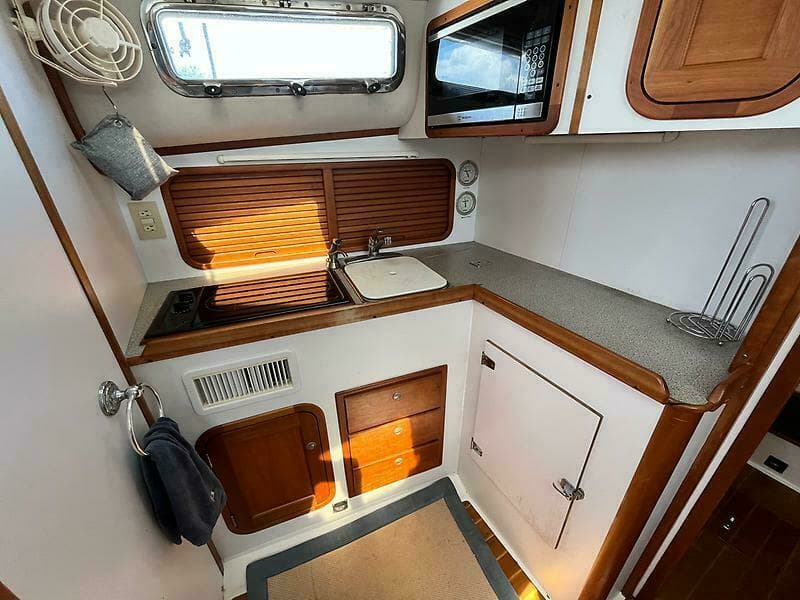 1999 Legacy 34 Express