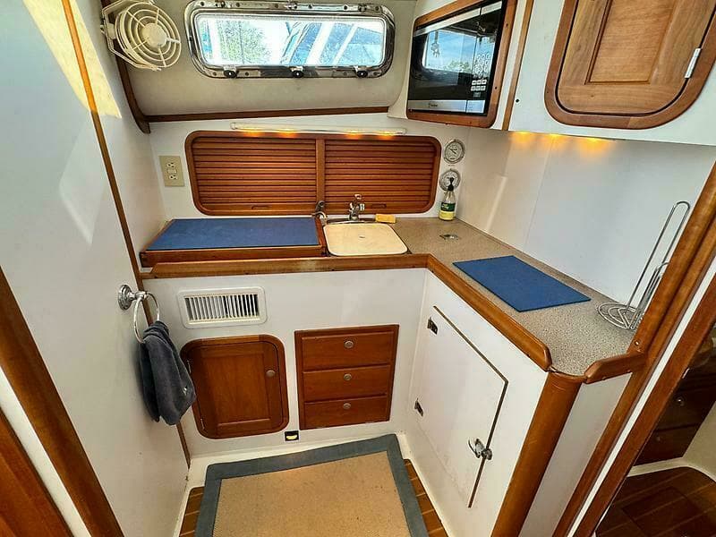 1999 Legacy 34 Express