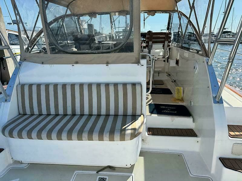 1999 Legacy 34 Express