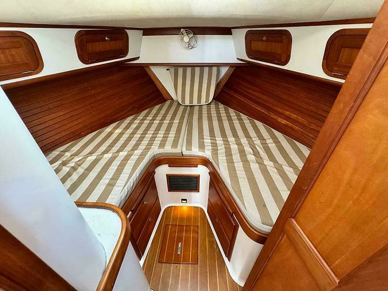 1999 Legacy 34 Express