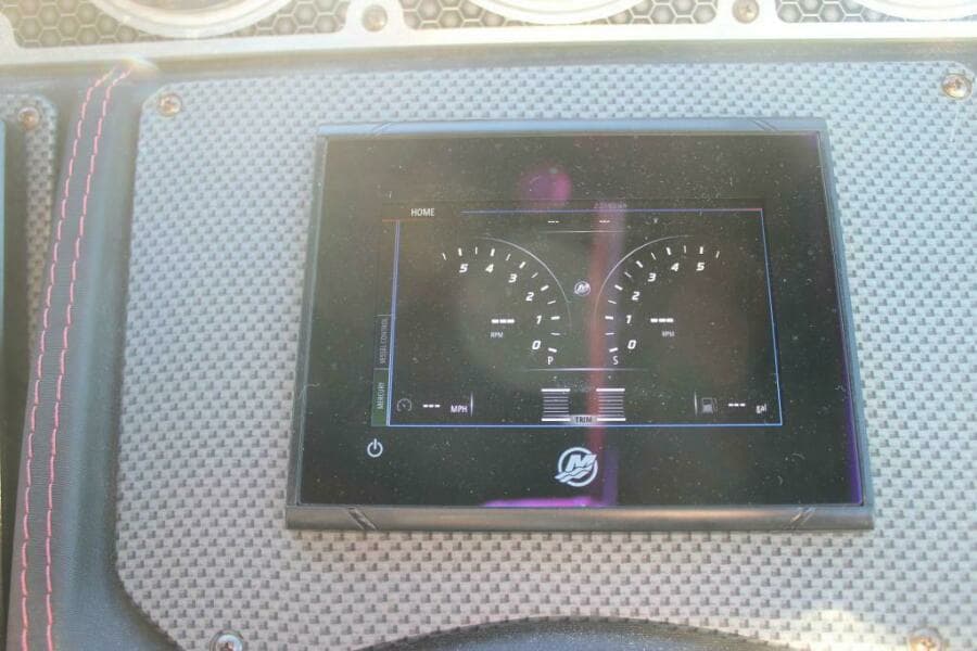 2017 Cruisers Yachts 338 South Beach BR