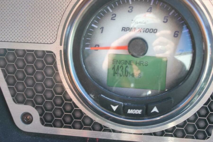 2017 Cruisers Yachts 338 South Beach BR