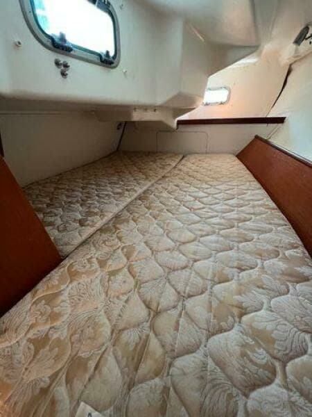 2007 Beneteau Oceanis 323