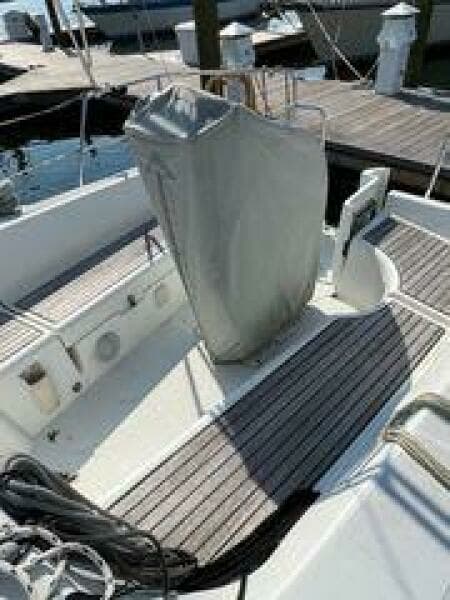 2007 Beneteau Oceanis 323