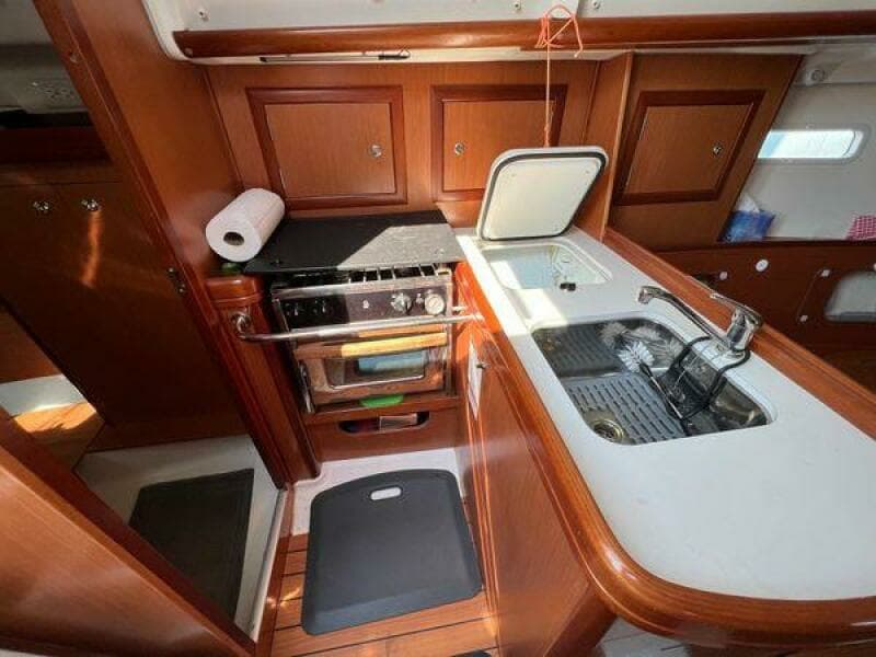 2007 Beneteau Oceanis 323