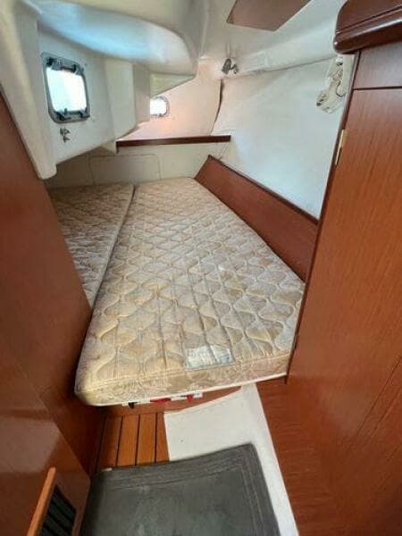 2007 Beneteau Oceanis 323