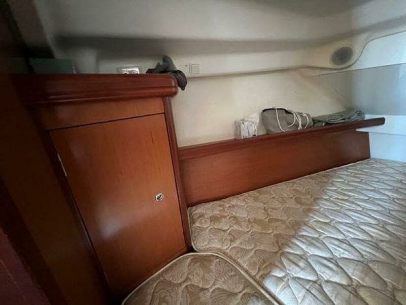 2007 Beneteau Oceanis 323