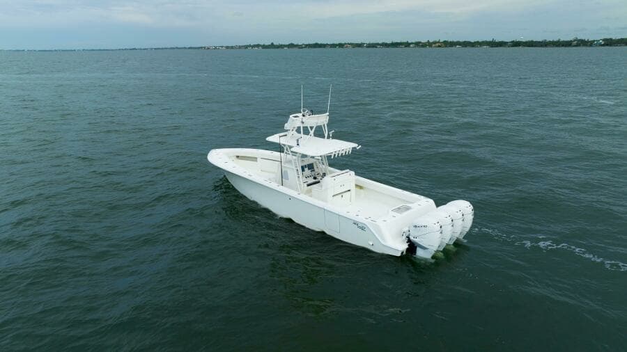 2017 SeaVee 390Z Center Console