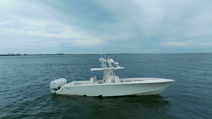 2017 SeaVee 390Z Center Console