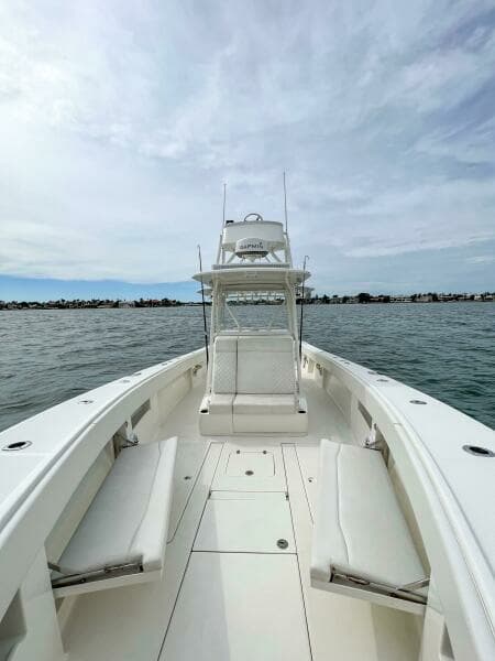 2017 SeaVee 390Z Center Console