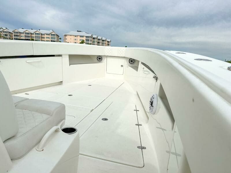 2017 SeaVee 390Z Center Console
