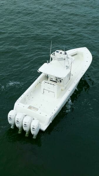 2017 SeaVee 390Z Center Console