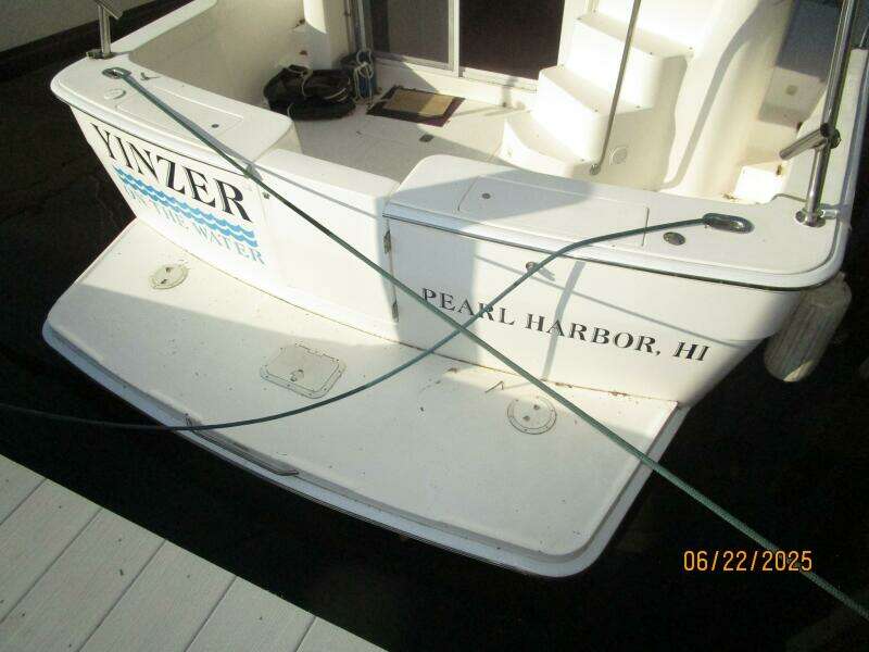 39' Mainship swimplatform