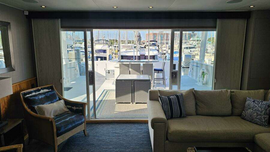 2009 Custom Flybridge Motoryacht