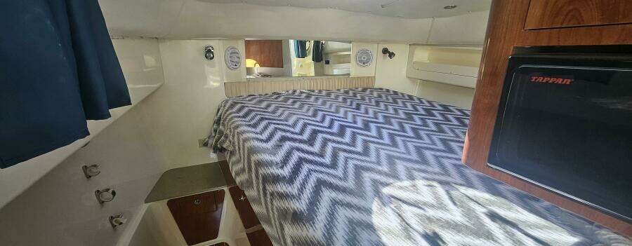 2008 World Cat 320 EC