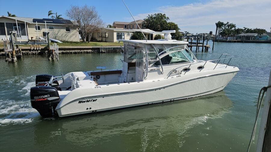 2008 World Cat 320 EC