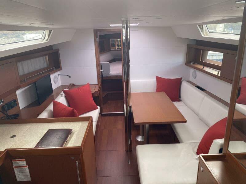 2014 Beneteau Oceanis 41