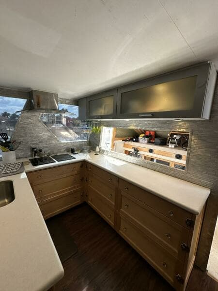 1988 Viking Motor Yacht