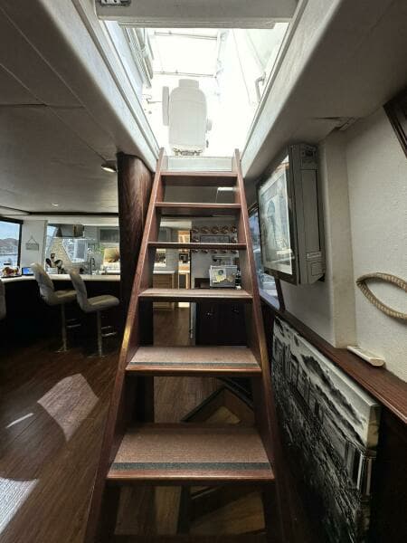 1988 Viking Motor Yacht