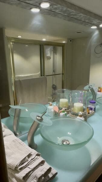 1988 Viking Motor Yacht