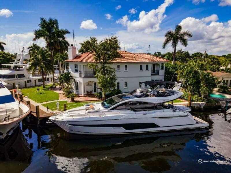 2023 Fairline Phantom 65