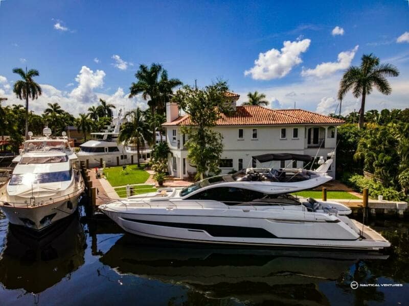 2023 Fairline Phantom 65