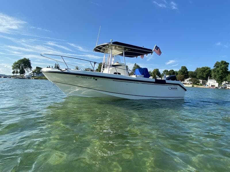 2000 Boston Whaler 