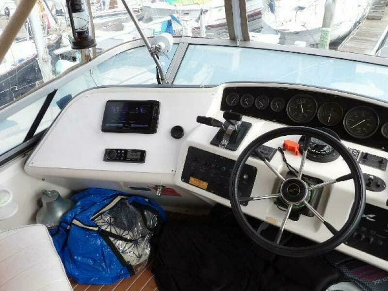 1993 Sea Ray 370 Sedan Bridge