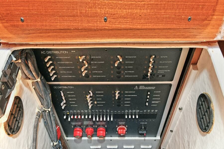 2008 Tiara Yachts 4200 Open