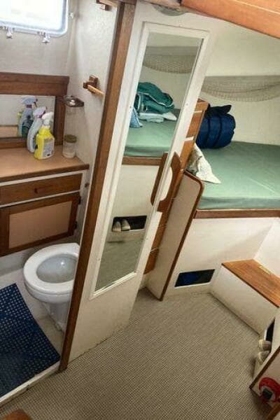 1984 Duffy Flybridge Cruiser