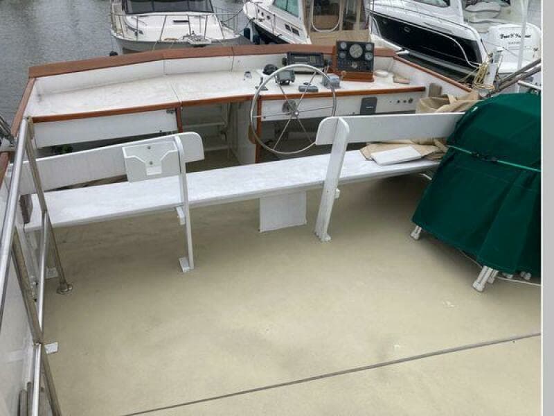 1984 Duffy Flybridge Cruiser