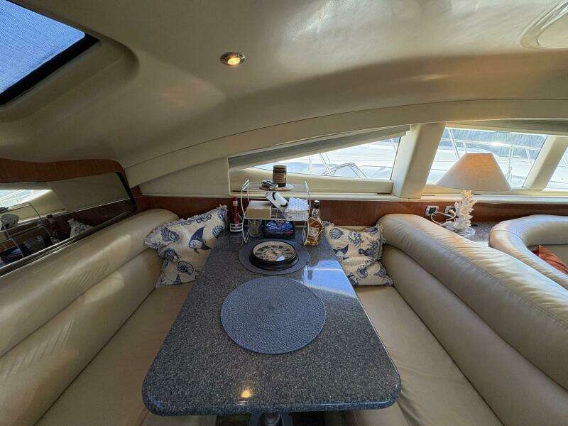 2002 Sea Ray 480 Motor Yacht