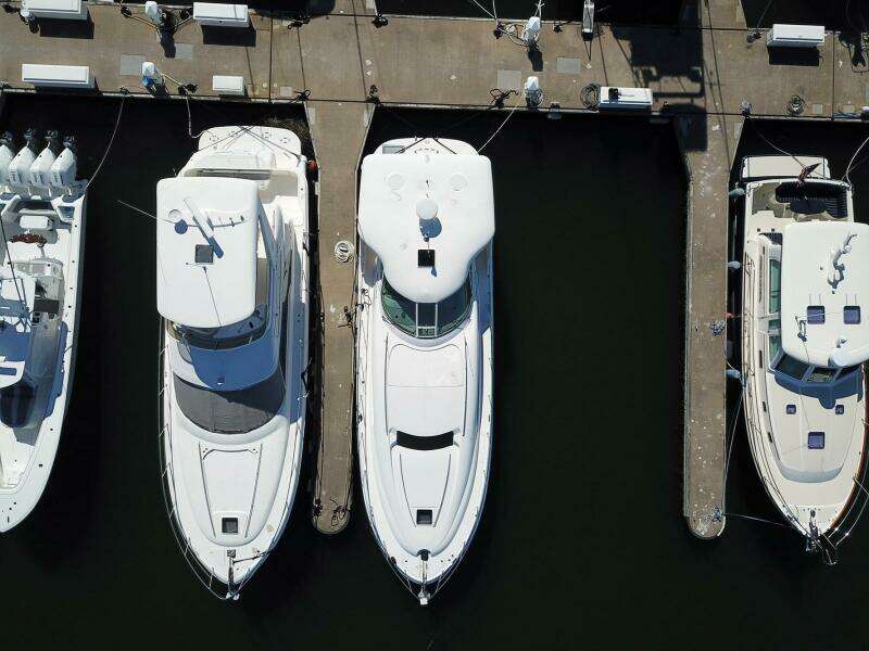 2002 Sea Ray 480 Motor Yacht