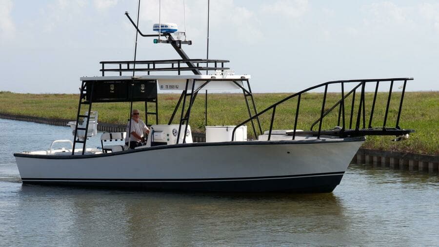 1997 Custom 31 Center Console Pullin Drag