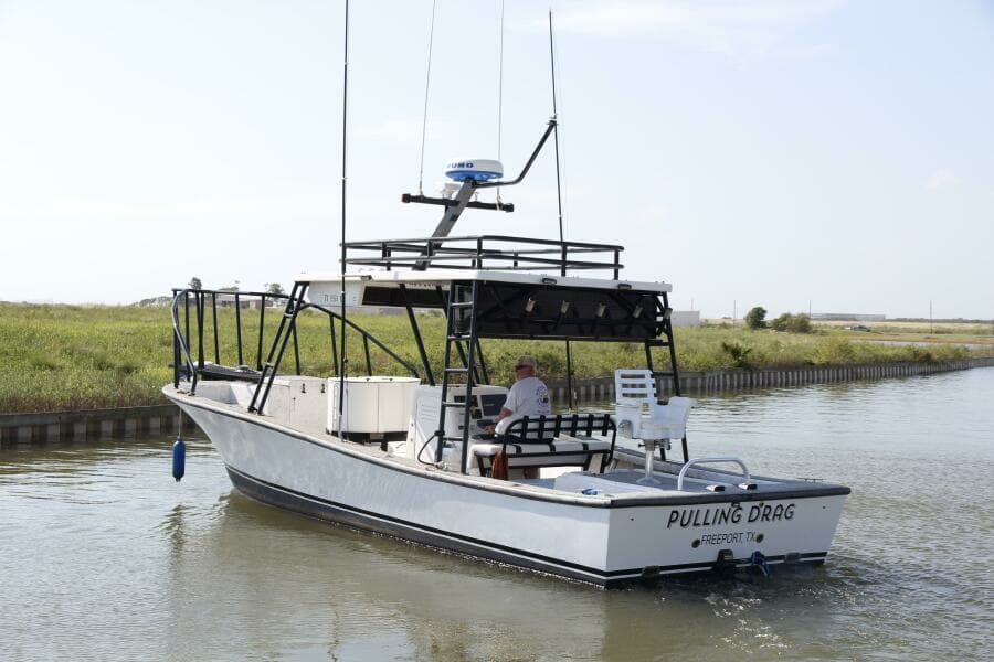 1997 Custom 31 Center Console Pullin Drag
