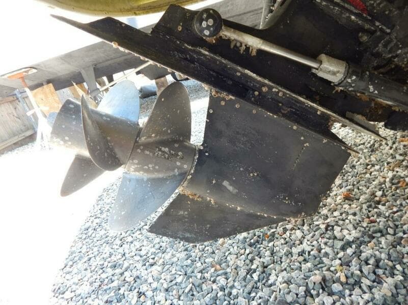 2004 Sea Ray 240 Sundeck